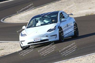 media/Nov-08-2025-Speed Ventures (Sat) [[1c7a6332f5]]/TC B/Session 1 (Turn 3)/